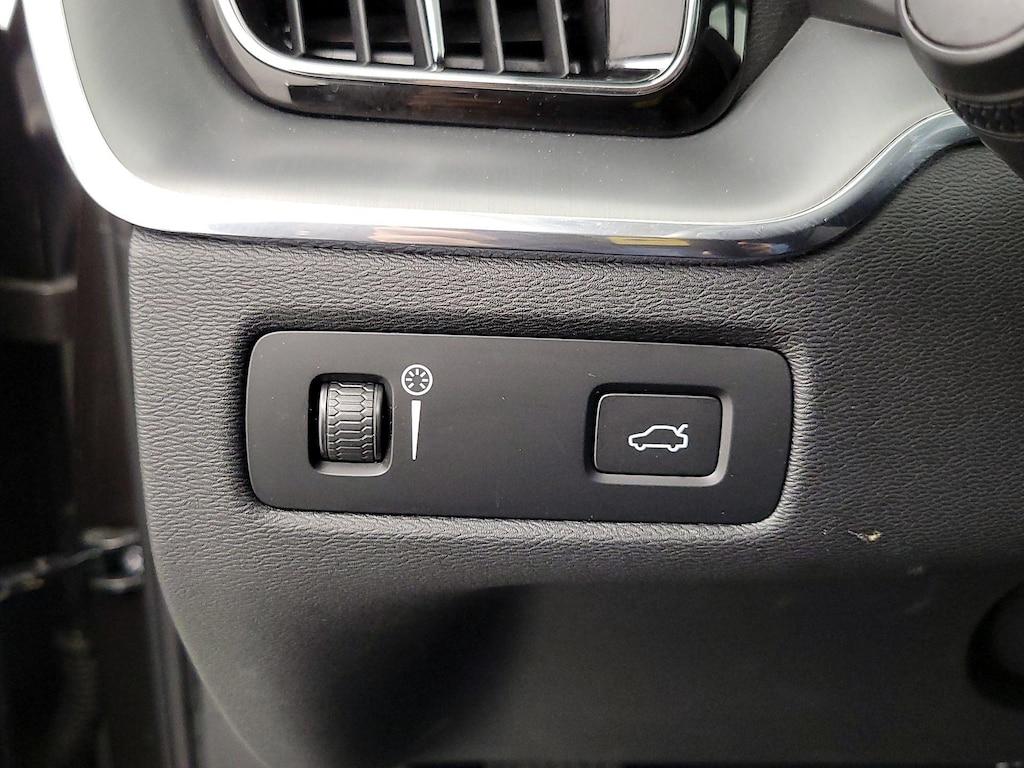 used 2022 Volvo XC60 car, priced at $25,998