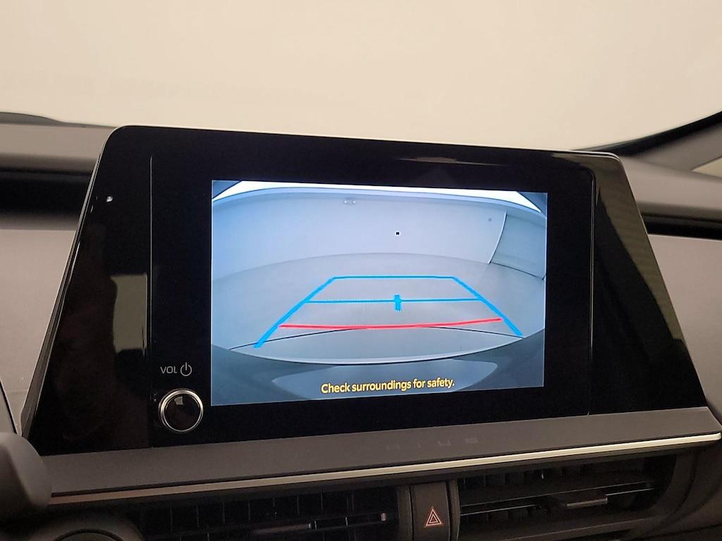 used 2024 Toyota Prius car, priced at $32,998