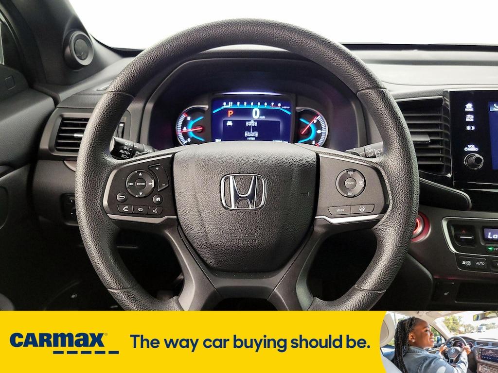 used 2022 Honda Pilot car, priced at $29,998