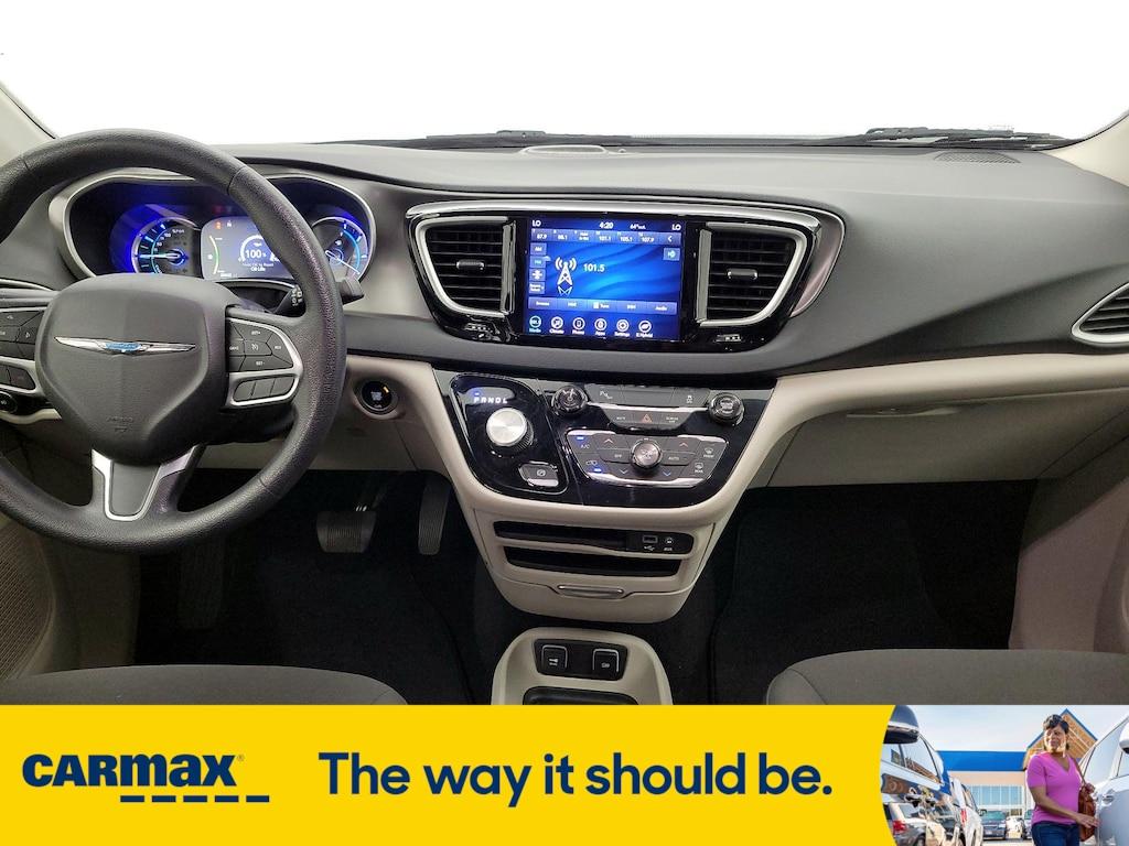 used 2020 Chrysler Pacifica Hybrid car, priced at $25,998