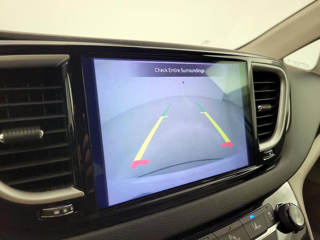 used 2021 Chrysler Pacifica car, priced at $26,998