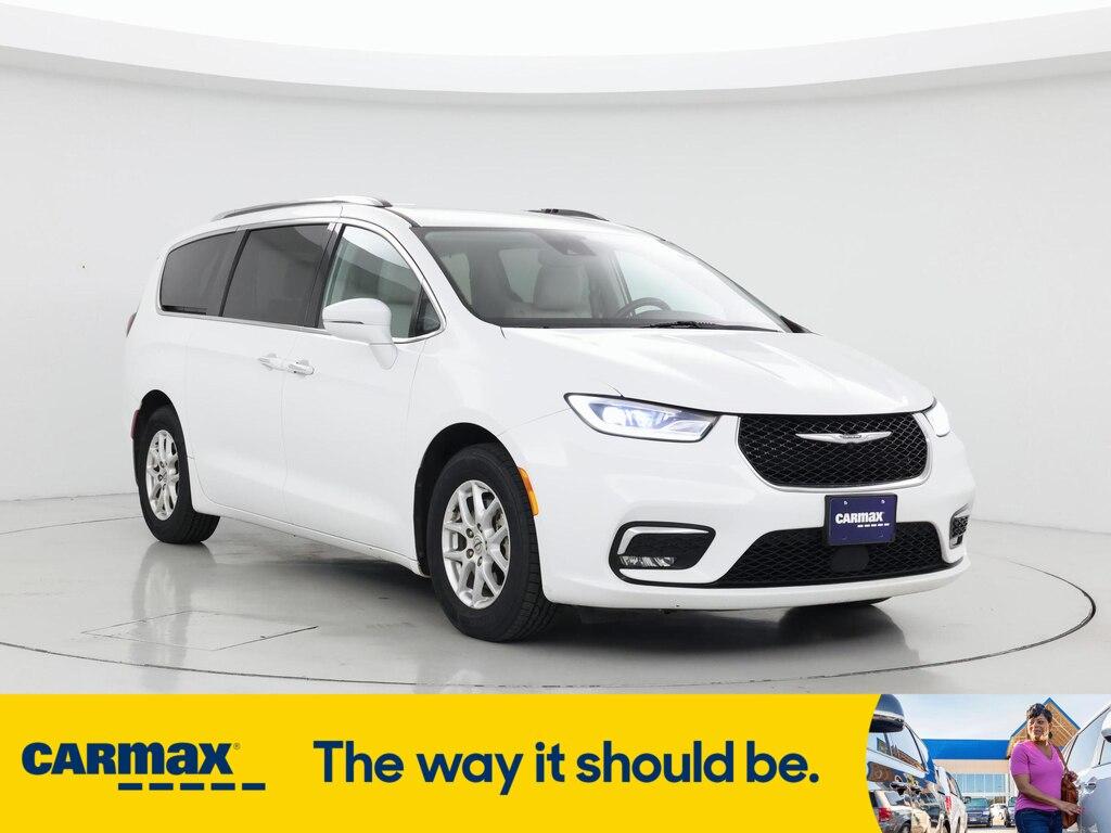 used 2021 Chrysler Pacifica car, priced at $26,998
