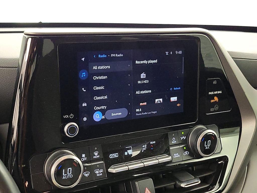 used 2023 Toyota Highlander Hybrid car, priced at $39,998