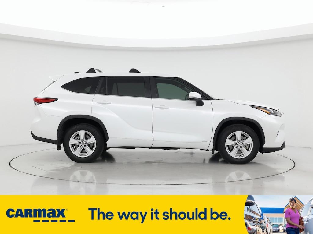 used 2023 Toyota Highlander Hybrid car, priced at $39,998