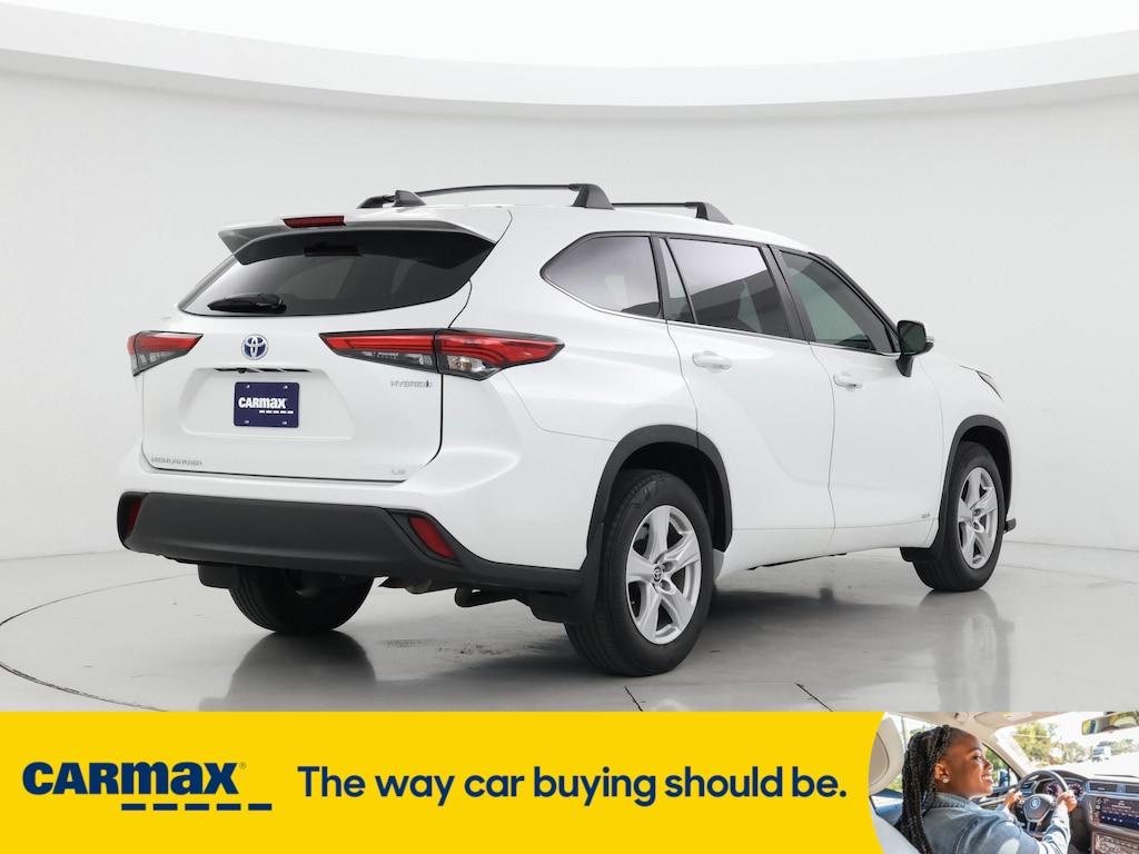 used 2023 Toyota Highlander Hybrid car, priced at $39,998