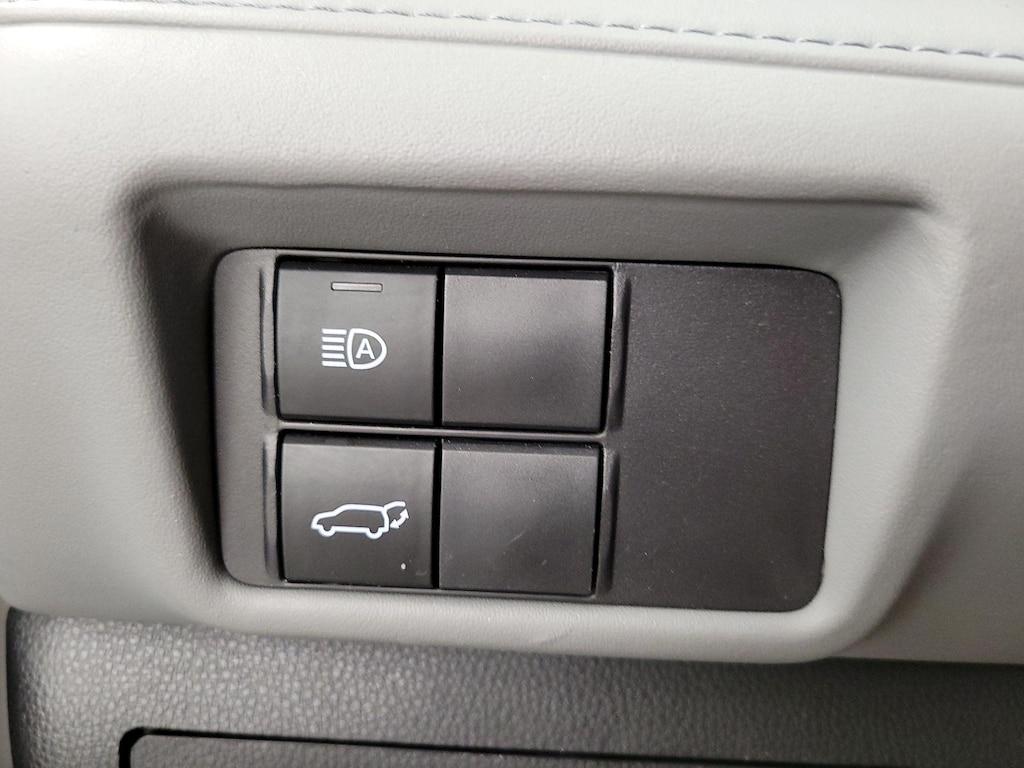 used 2023 Toyota Highlander Hybrid car, priced at $39,998