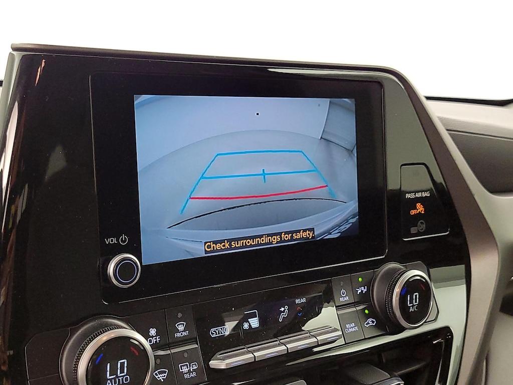 used 2023 Toyota Highlander Hybrid car, priced at $39,998
