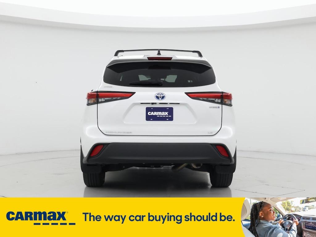 used 2023 Toyota Highlander Hybrid car, priced at $39,998