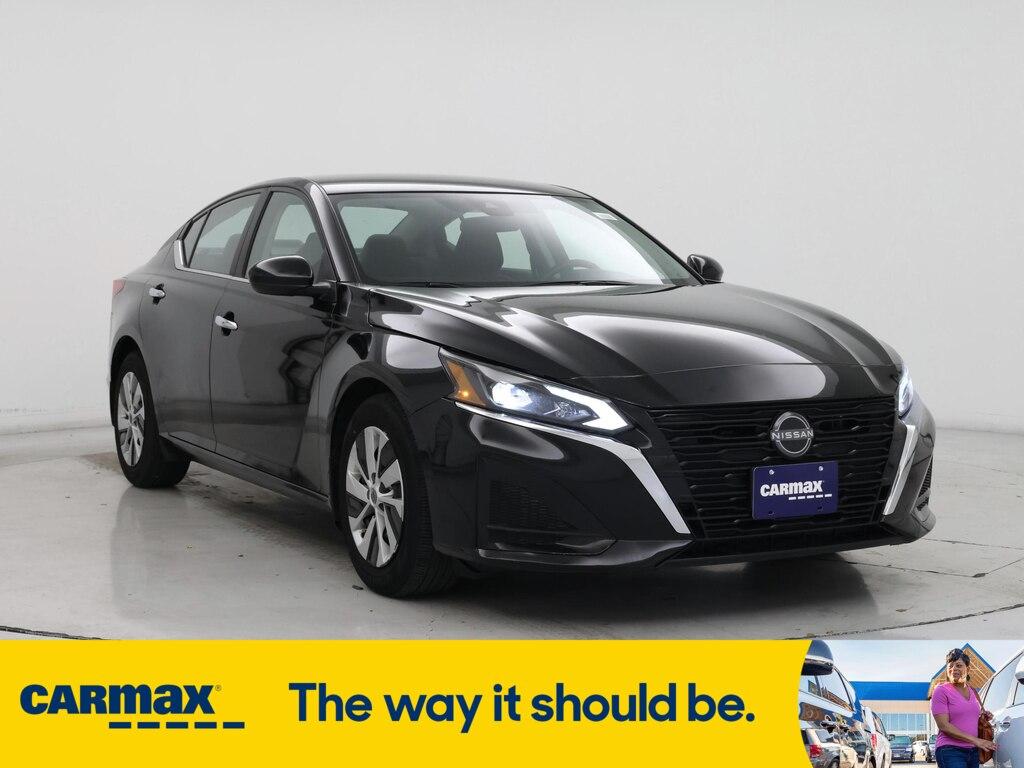 used 2023 Nissan Altima car, priced at $21,998