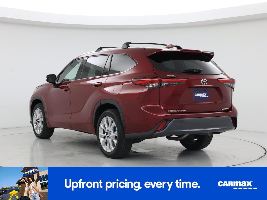 used 2022 Toyota Highlander car, priced at $35,998