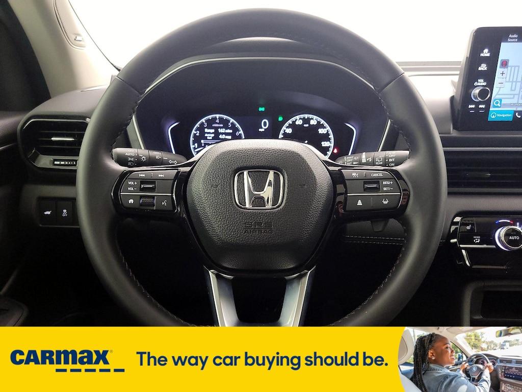 used 2025 Honda Pilot car, priced at $47,998