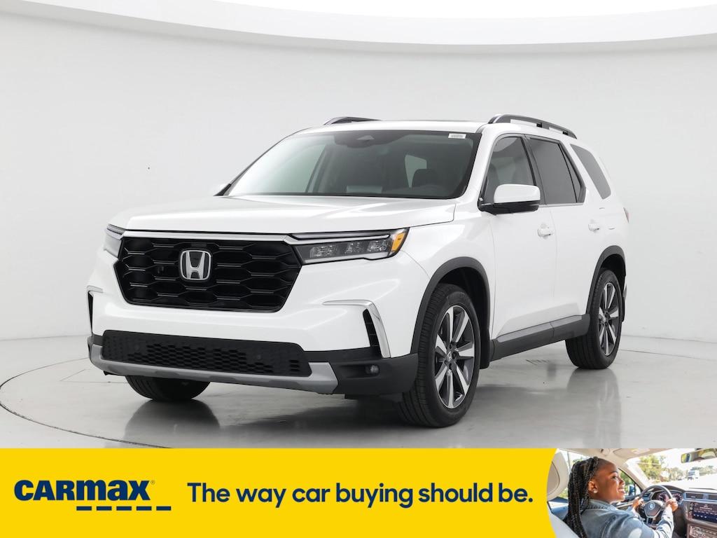 used 2025 Honda Pilot car, priced at $47,998