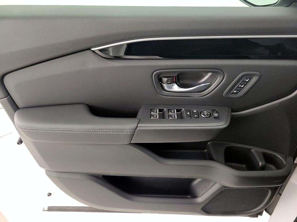 used 2025 Honda Pilot car, priced at $47,998