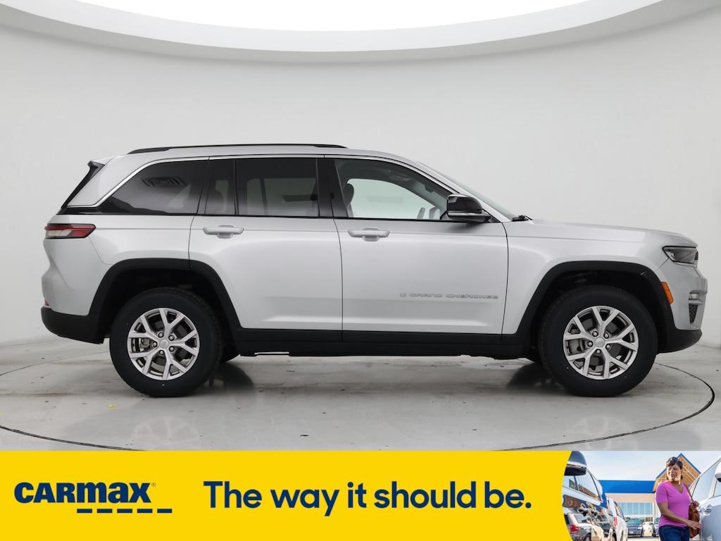 used 2022 Jeep Grand Cherokee car, priced at $30,998