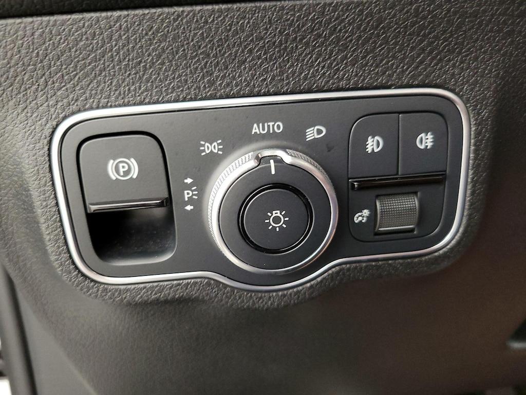 used 2022 Mercedes-Benz GLB 250 car, priced at $27,998