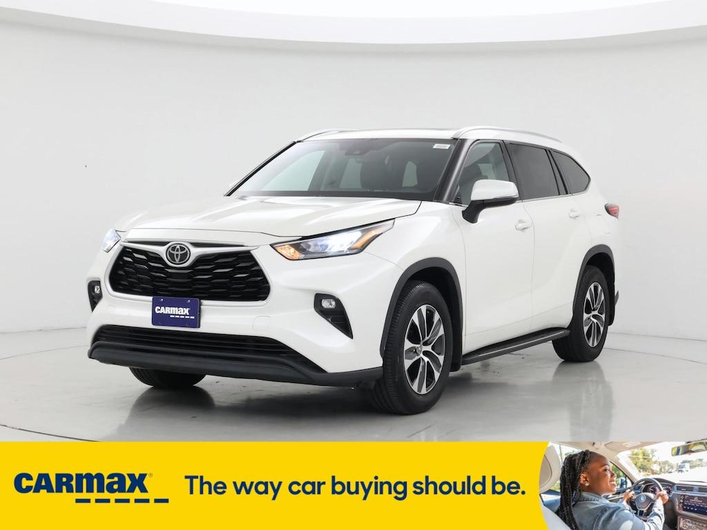 used 2020 Toyota Highlander car, priced at $35,998