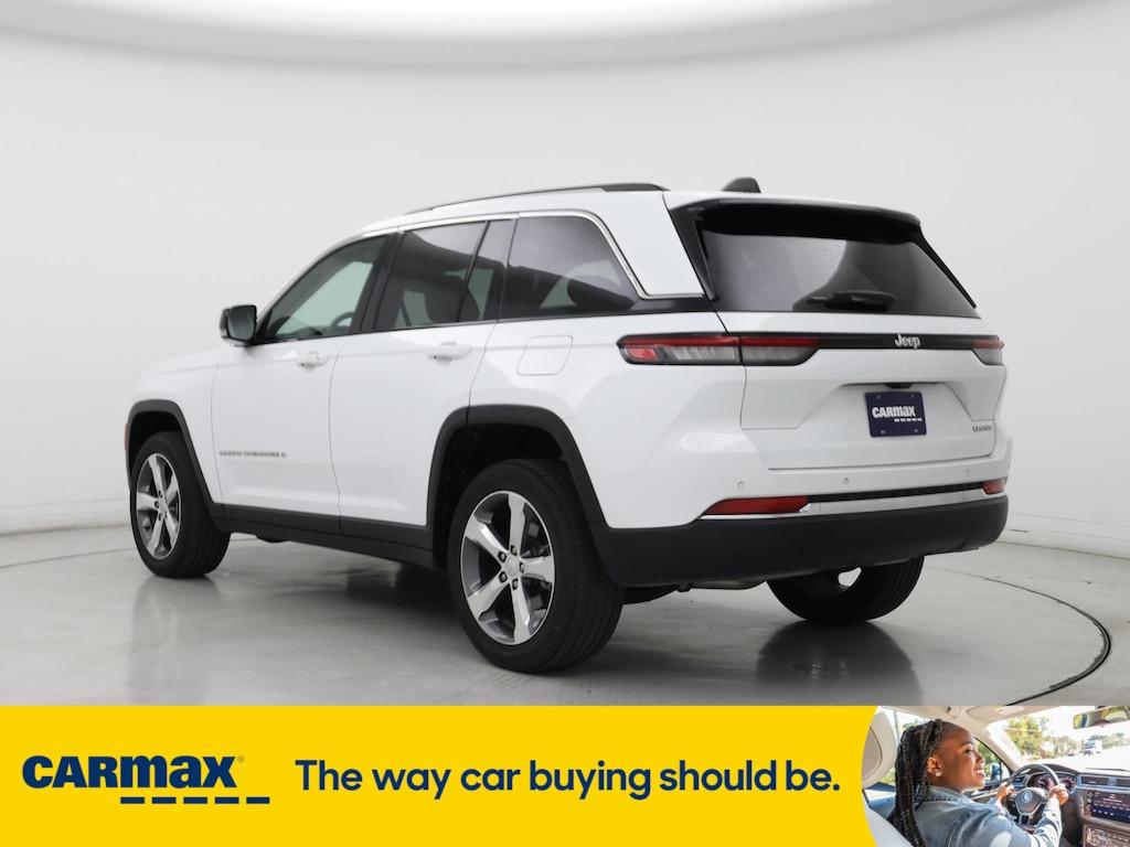 used 2022 Jeep Grand Cherokee car, priced at $31,998