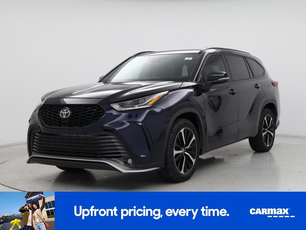 used 2021 Toyota Highlander car, priced at $32,998