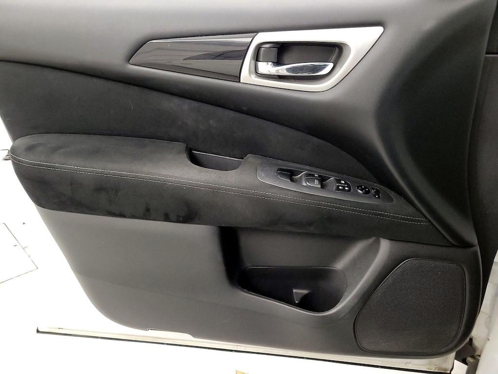 used 2015 Nissan Pathfinder car, priced at $15,998