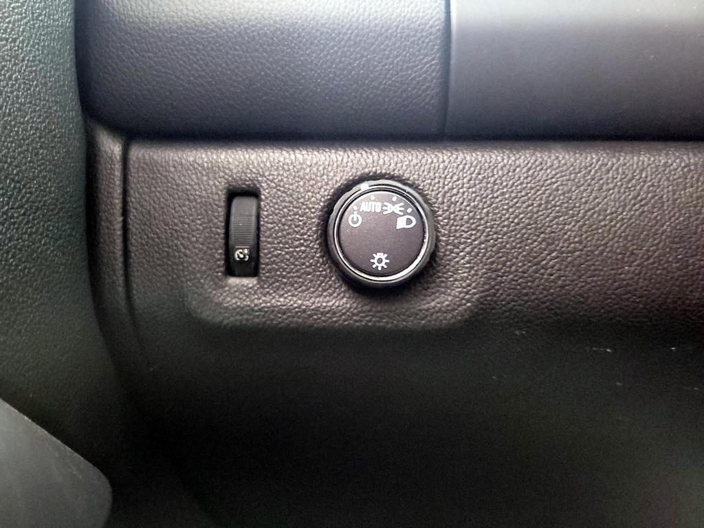 used 2021 Chevrolet Colorado car, priced at $26,998