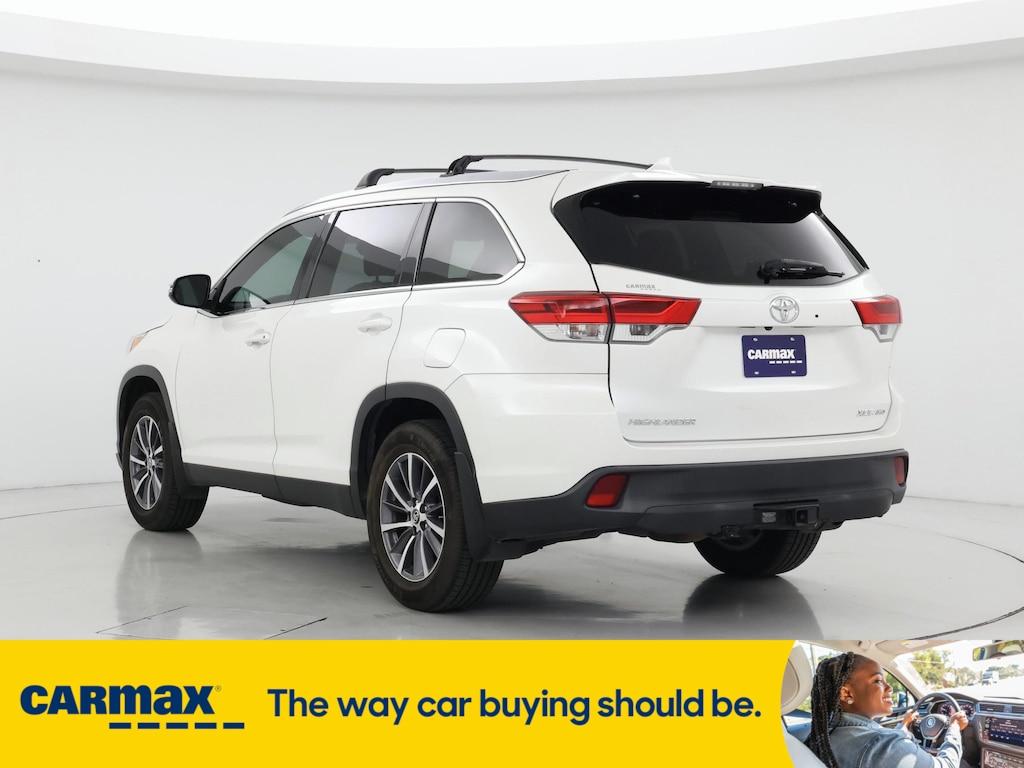 used 2019 Toyota Highlander car, priced at $29,998