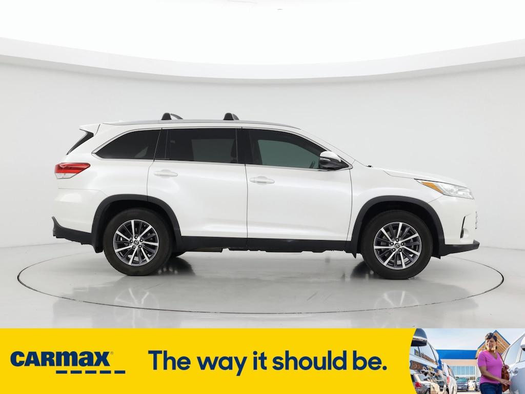 used 2019 Toyota Highlander car, priced at $29,998