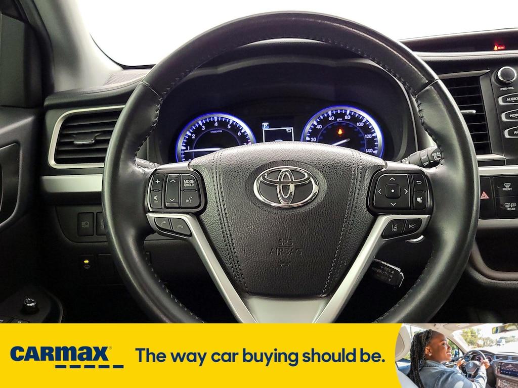 used 2019 Toyota Highlander car, priced at $29,998