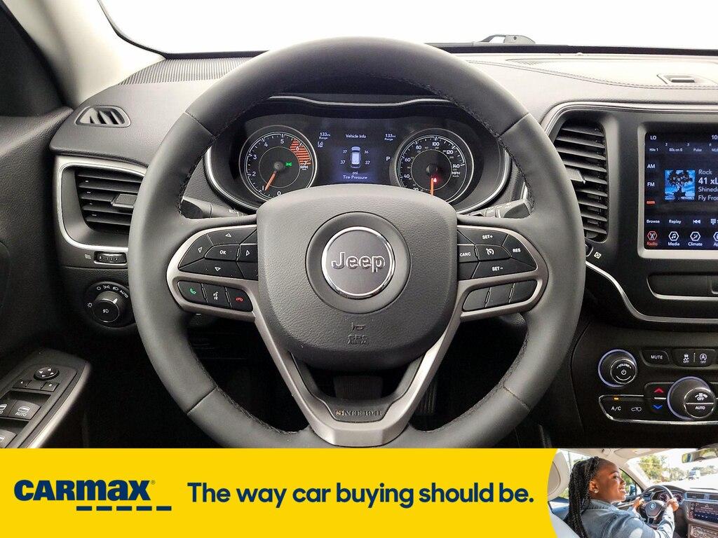 used 2022 Jeep Cherokee car, priced at $22,998