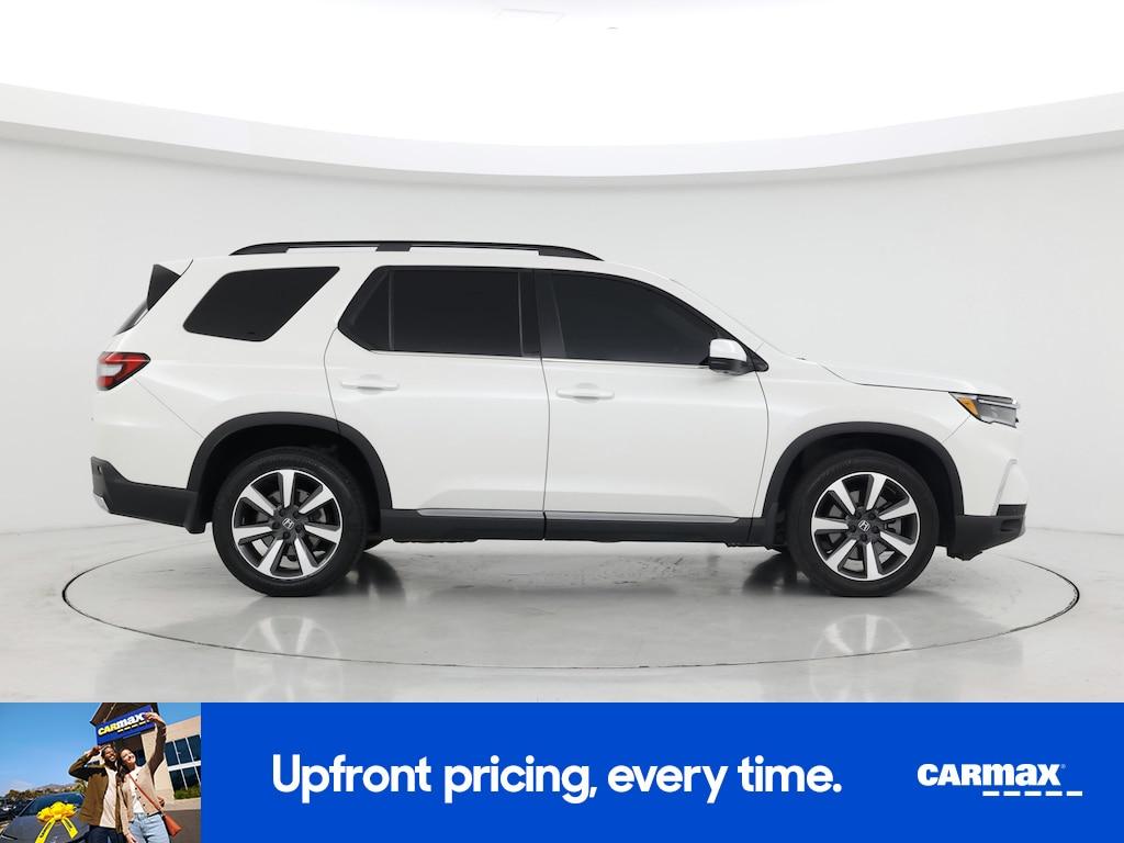 used 2023 Honda Pilot car, priced at $41,998