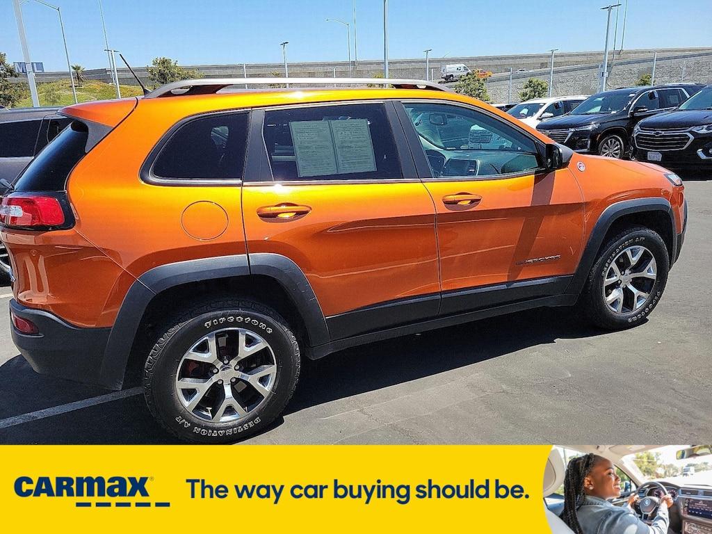 used 2014 Jeep Cherokee car, priced at $15,998