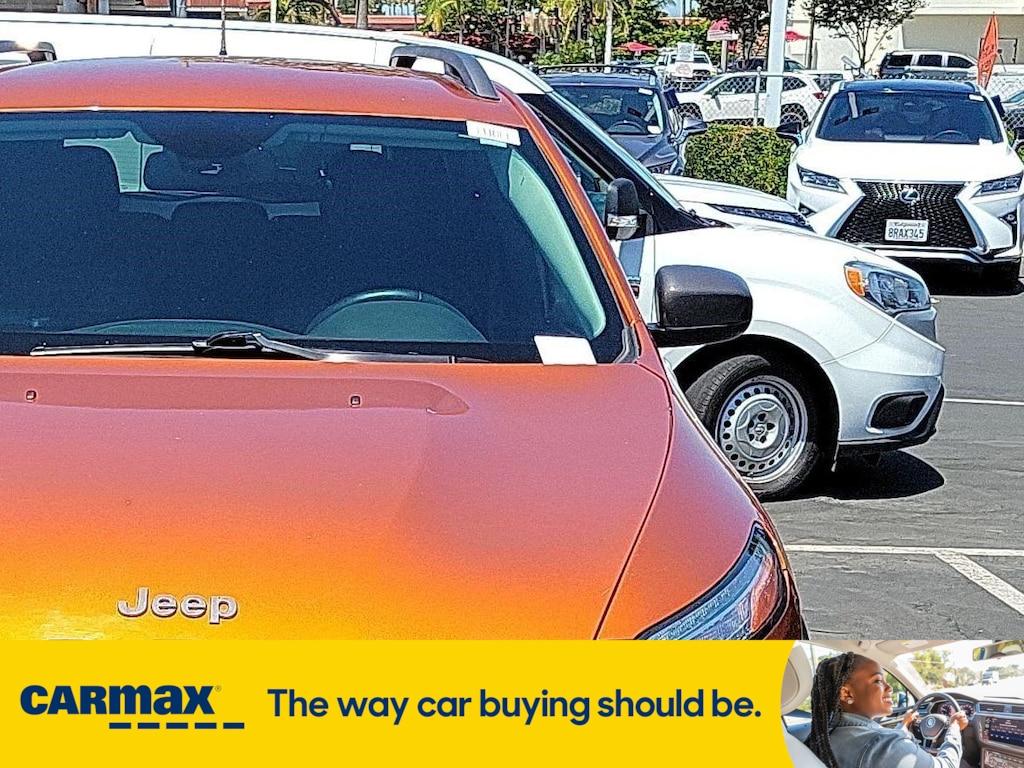 used 2014 Jeep Cherokee car, priced at $15,998