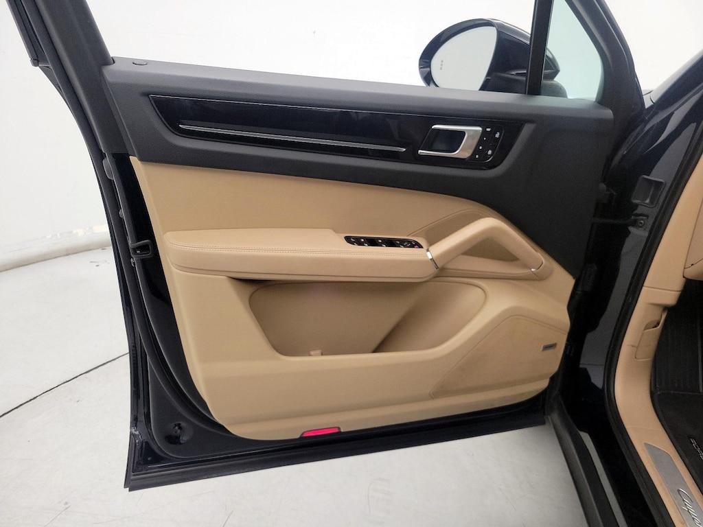 used 2021 Porsche Cayenne car, priced at $50,998