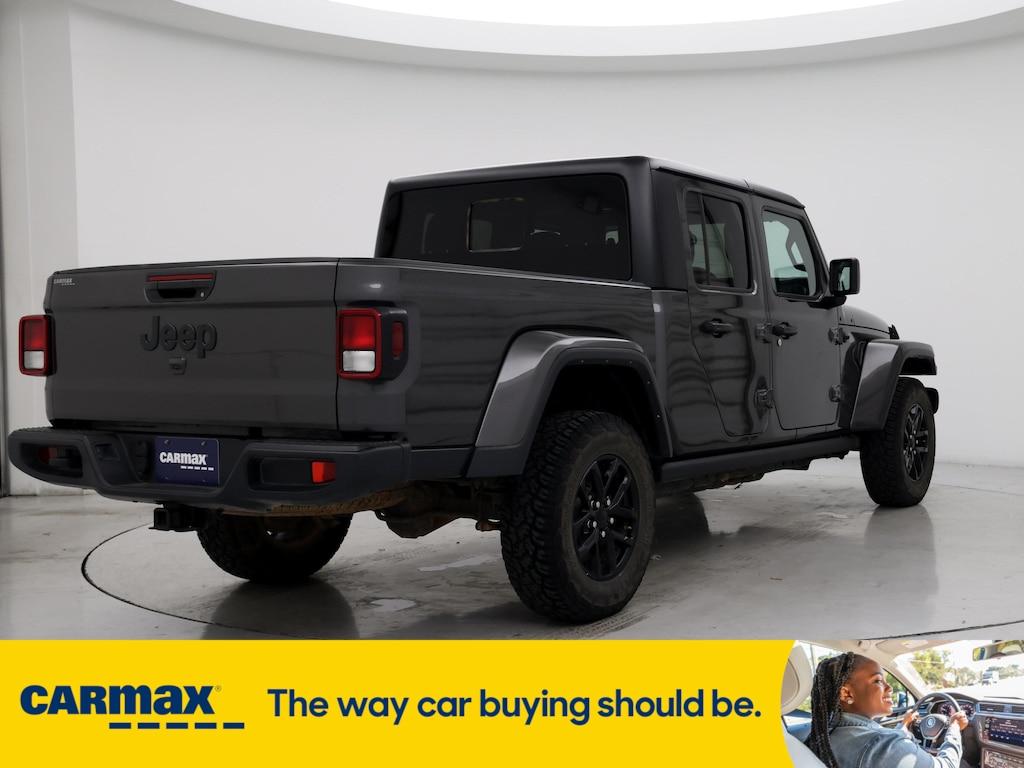 used 2022 Jeep Gladiator car, priced at $30,998