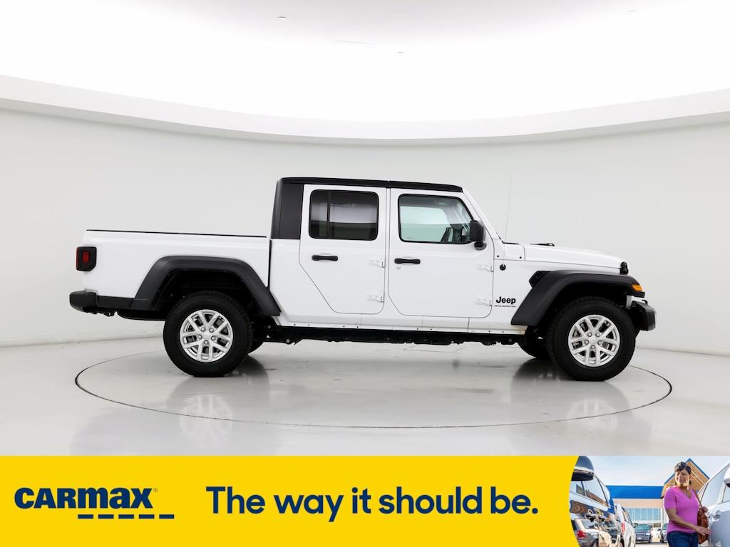 used 2023 Jeep Gladiator car, priced at $29,998