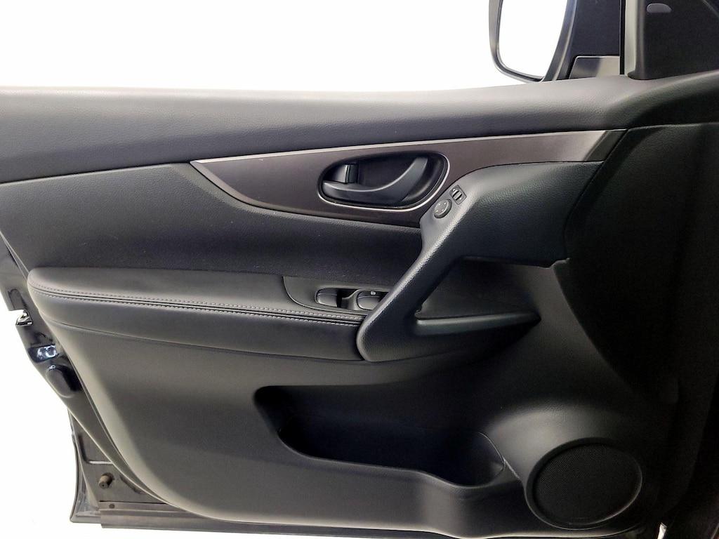 used 2020 Nissan Rogue Sport car, priced at $17,998