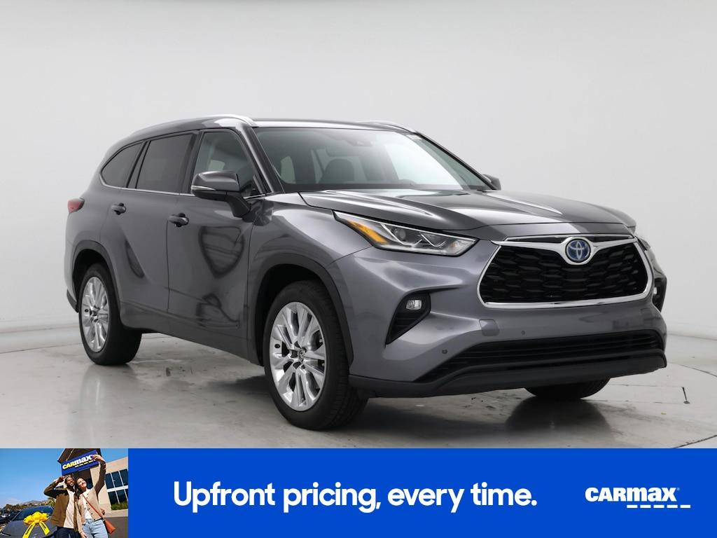used 2023 Toyota Highlander Hybrid car, priced at $35,998