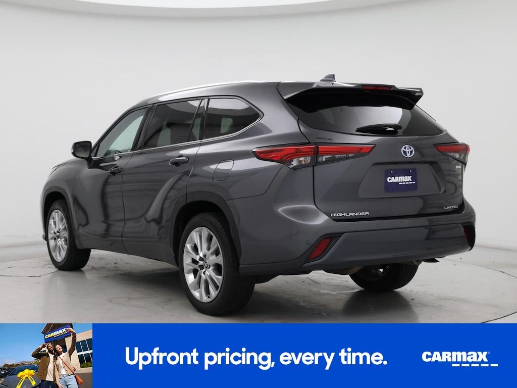 used 2023 Toyota Highlander Hybrid car, priced at $35,998