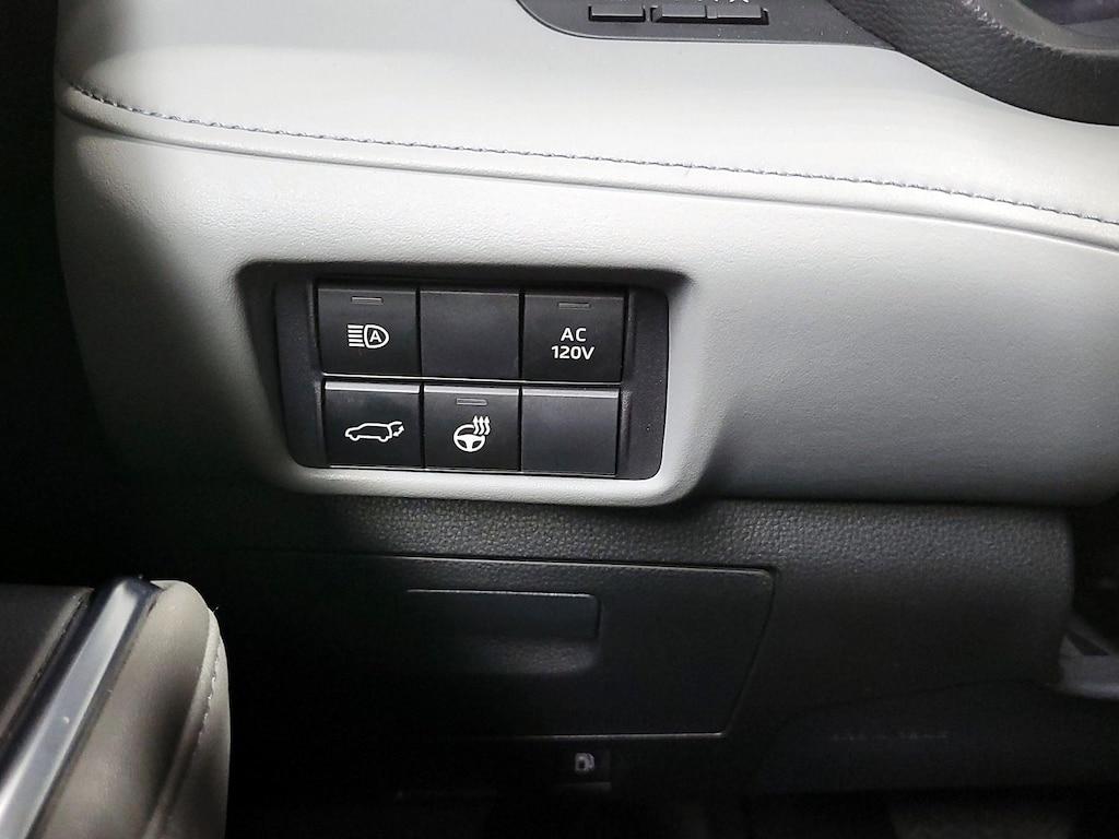 used 2023 Toyota Highlander Hybrid car, priced at $35,998