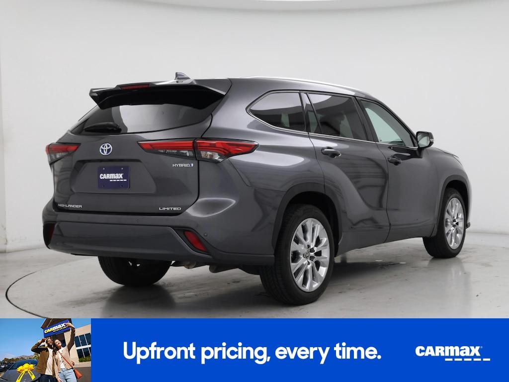 used 2023 Toyota Highlander Hybrid car, priced at $35,998