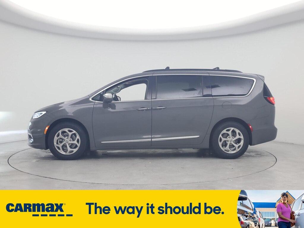 used 2022 Chrysler Pacifica car, priced at $29,998