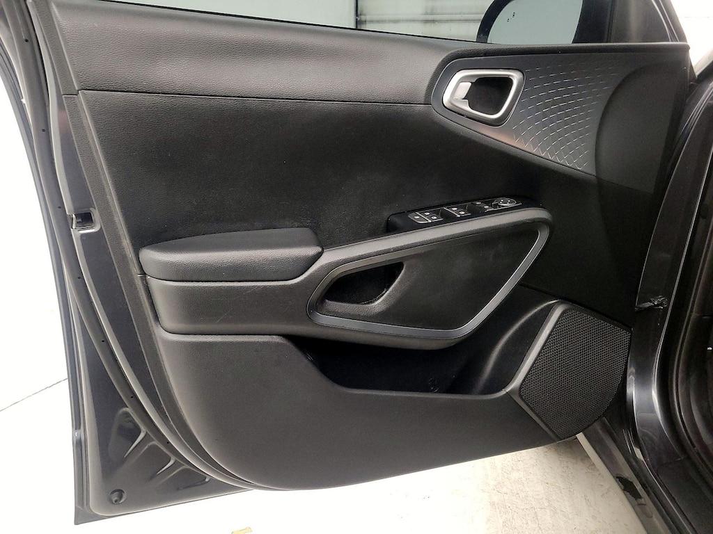 used 2021 Kia Soul car, priced at $13,599