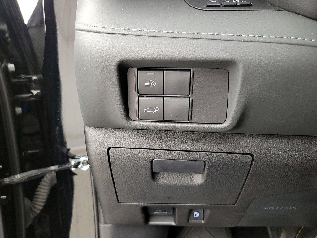 used 2022 Toyota Highlander car, priced at $41,998