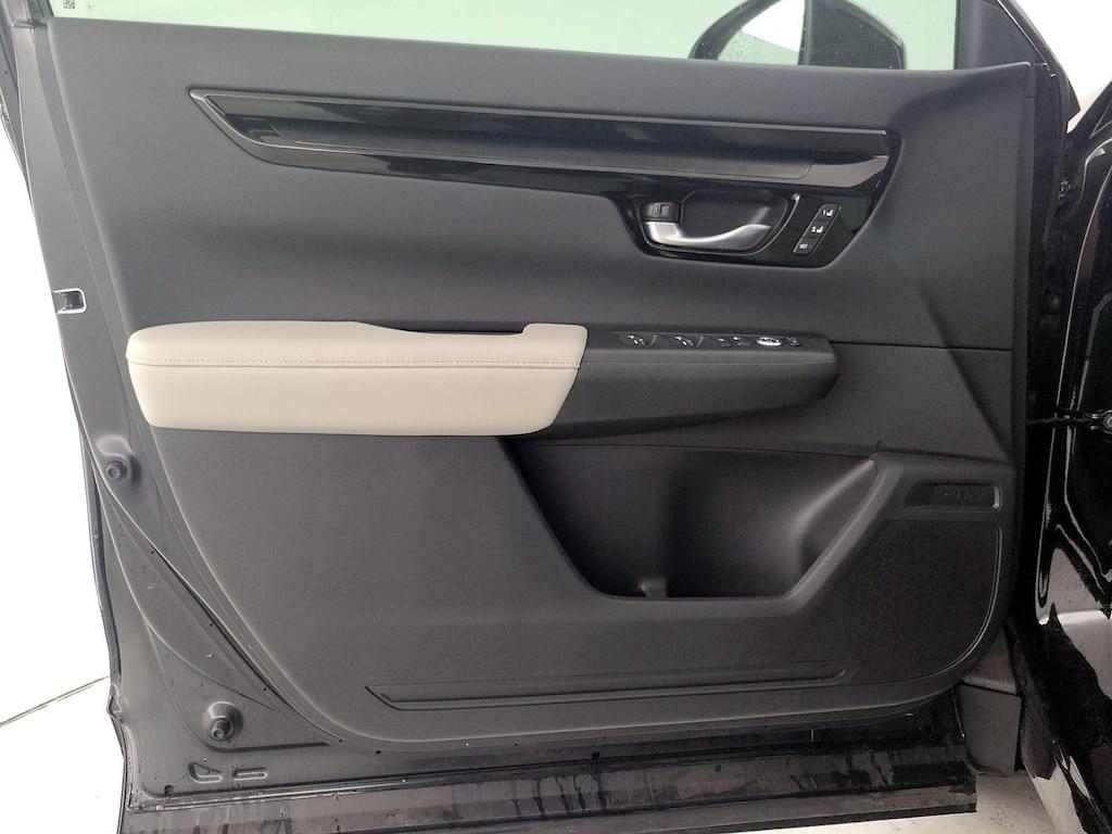 used 2025 Honda CR-V car, priced at $36,998