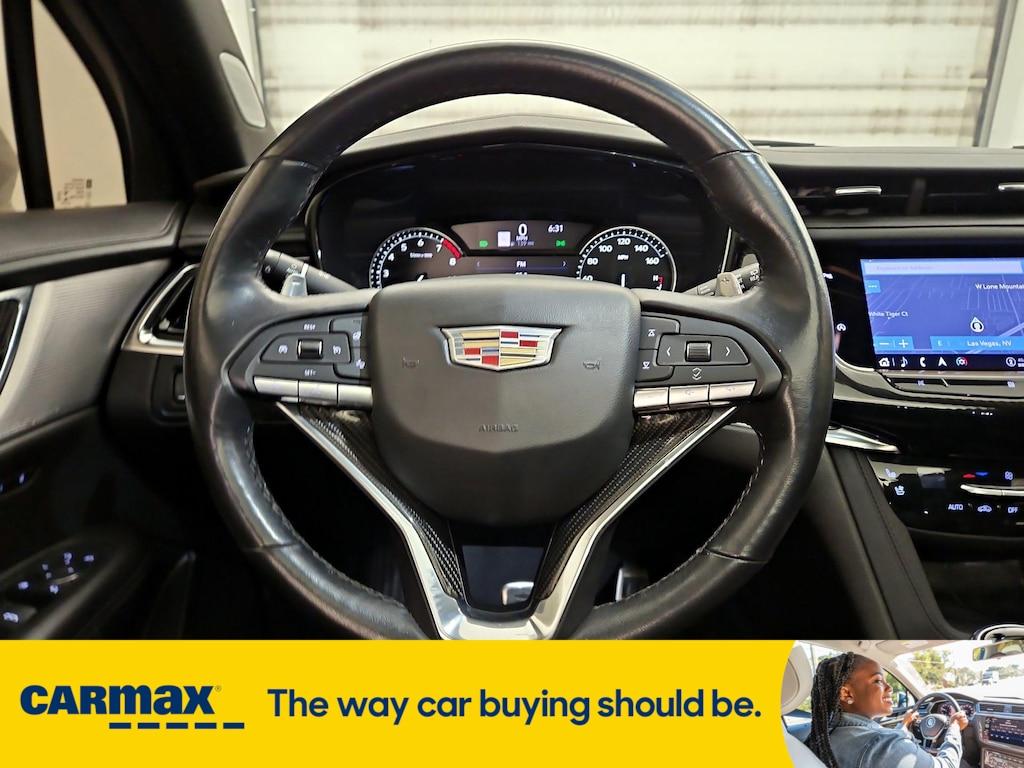 used 2021 Cadillac XT6 car, priced at $37,998