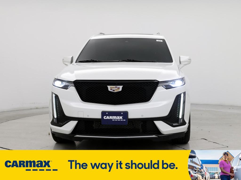 used 2021 Cadillac XT6 car, priced at $37,998