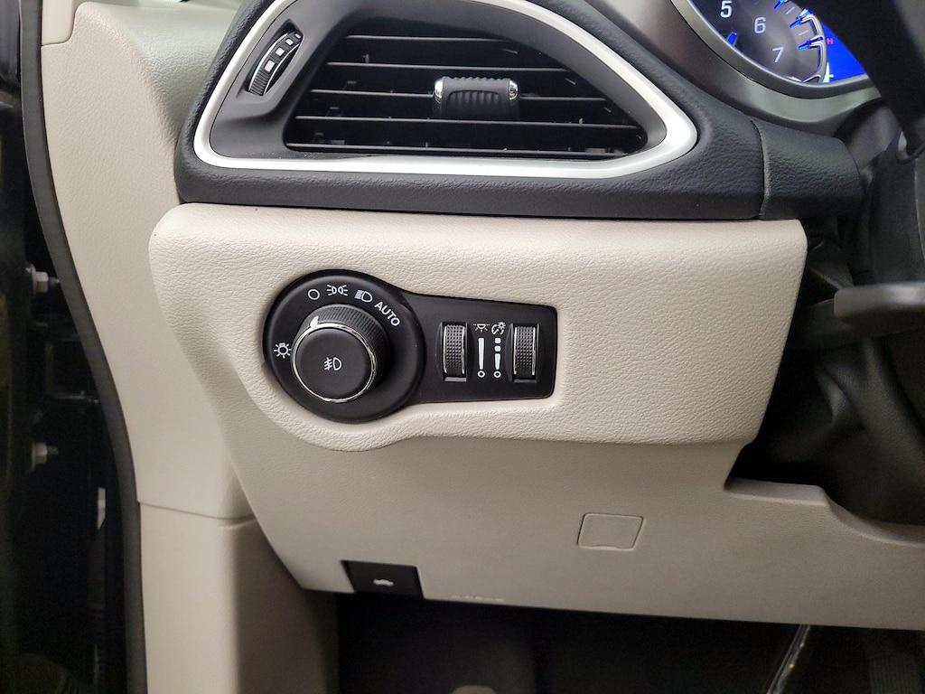used 2023 Chrysler Pacifica car, priced at $23,998