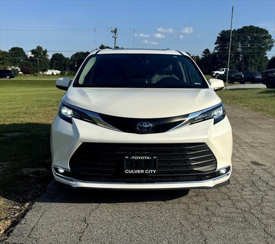 used 2021 Toyota Sienna car, priced at $31,995