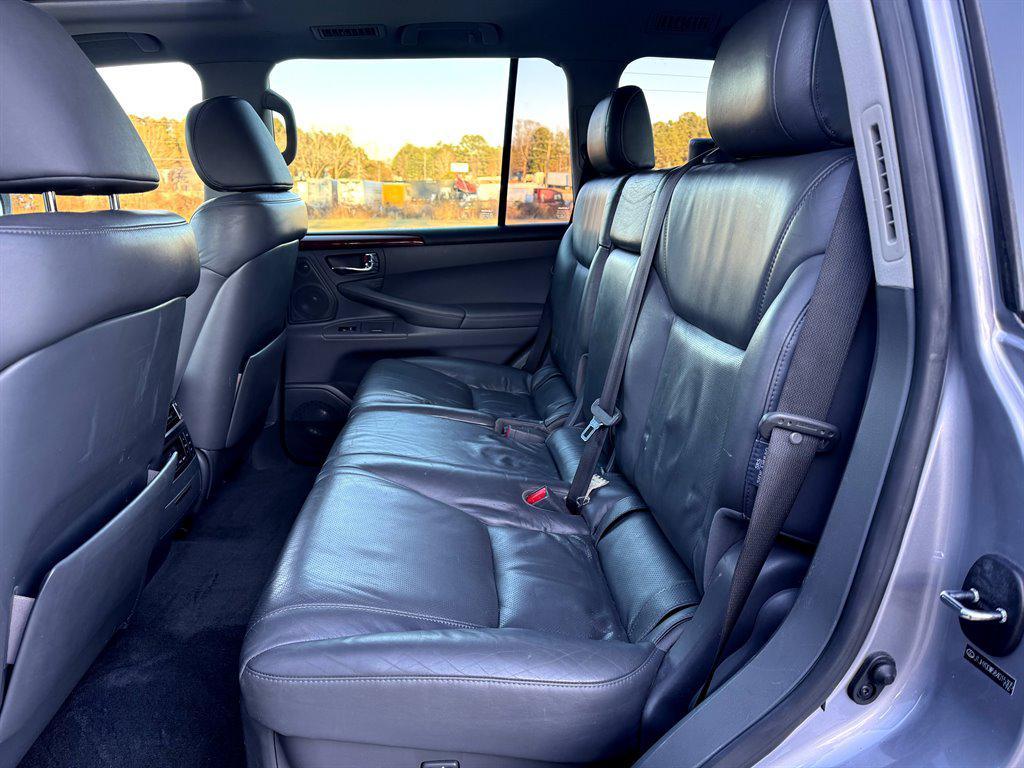 used 2008 Lexus LX 570 car, priced at $22,995