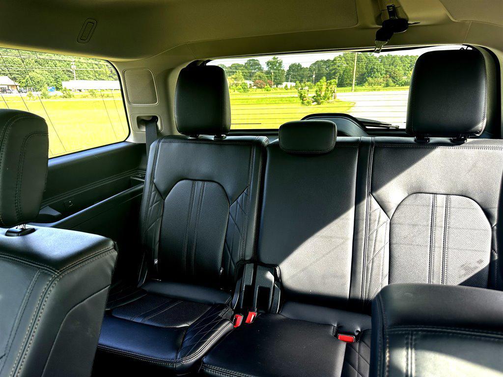 used 2018 Ford Expedition car, priced at $24,995
