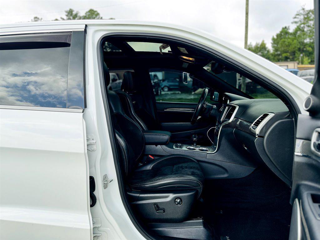 used 2014 Jeep Grand Cherokee car, priced at $23,995